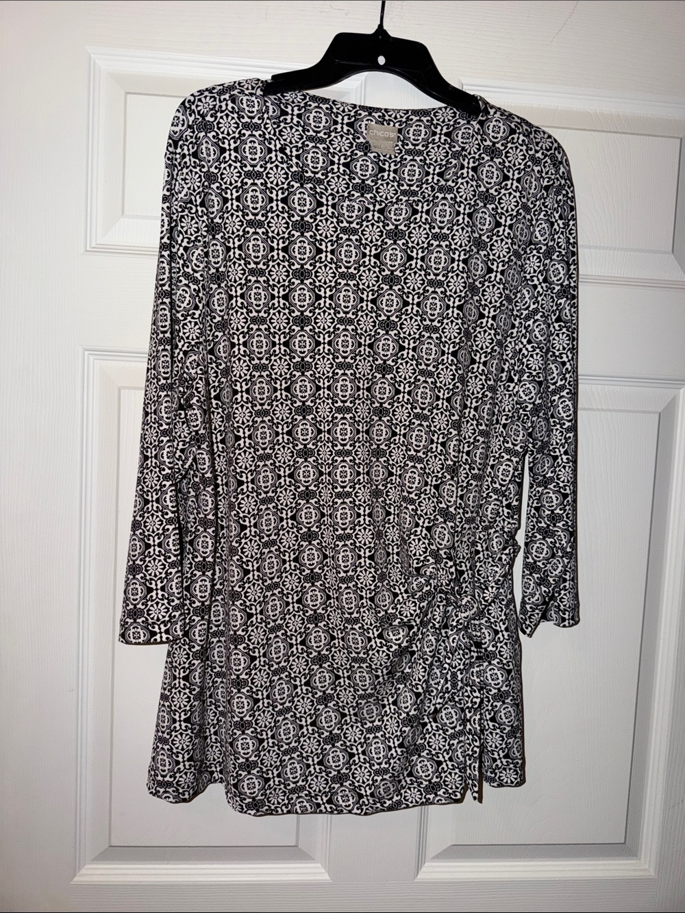 Chico's Black & White Geo-Print Long Sleeve Tunic - Size 3